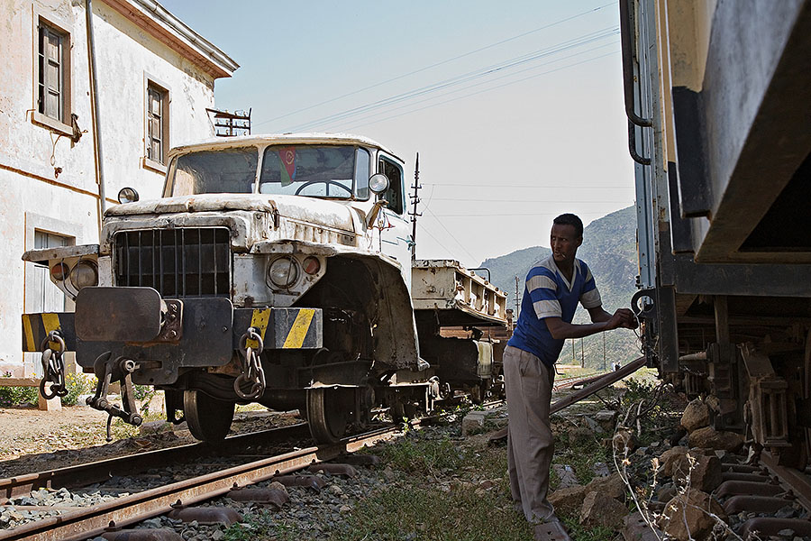 22   Altenative truck